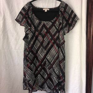 Black and white with red accents. Lightweight!